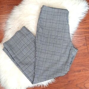 Black & White Worthington Plaid Modern Fit Pants